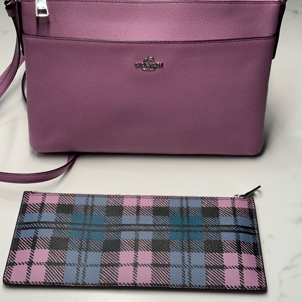 Coach East West Pop Crossbody Bag with Plaid Pouch F22252 Lilac - Picture 7 of 16